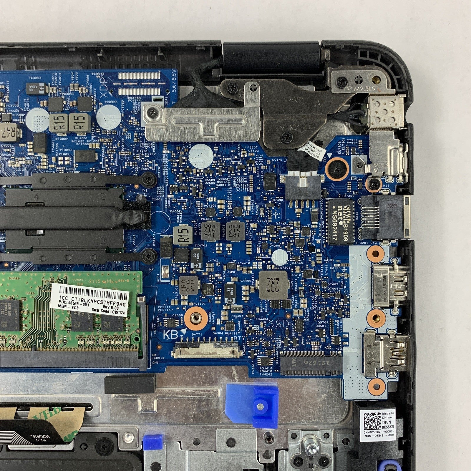 Dell Latitude 3300 13.3" i5-8250u 1.6 GHz 8 GB Ram NO OS No HDD No Batt No AC