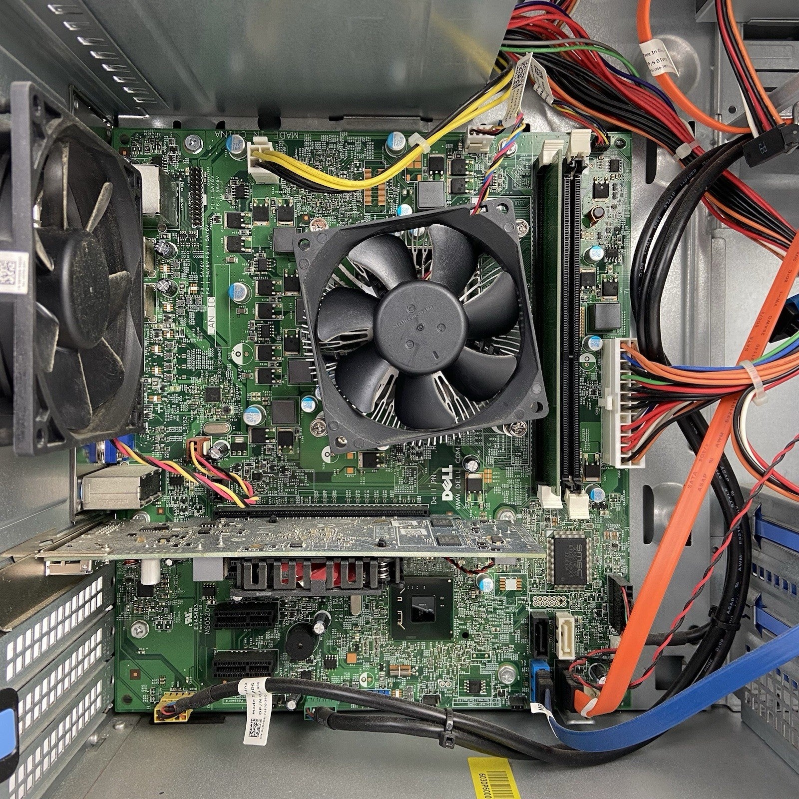 Dell Optiplex 3010 MT Intel Core i3-3220 3.3GHz 4GB RAM No HDD No OS  HD 704010