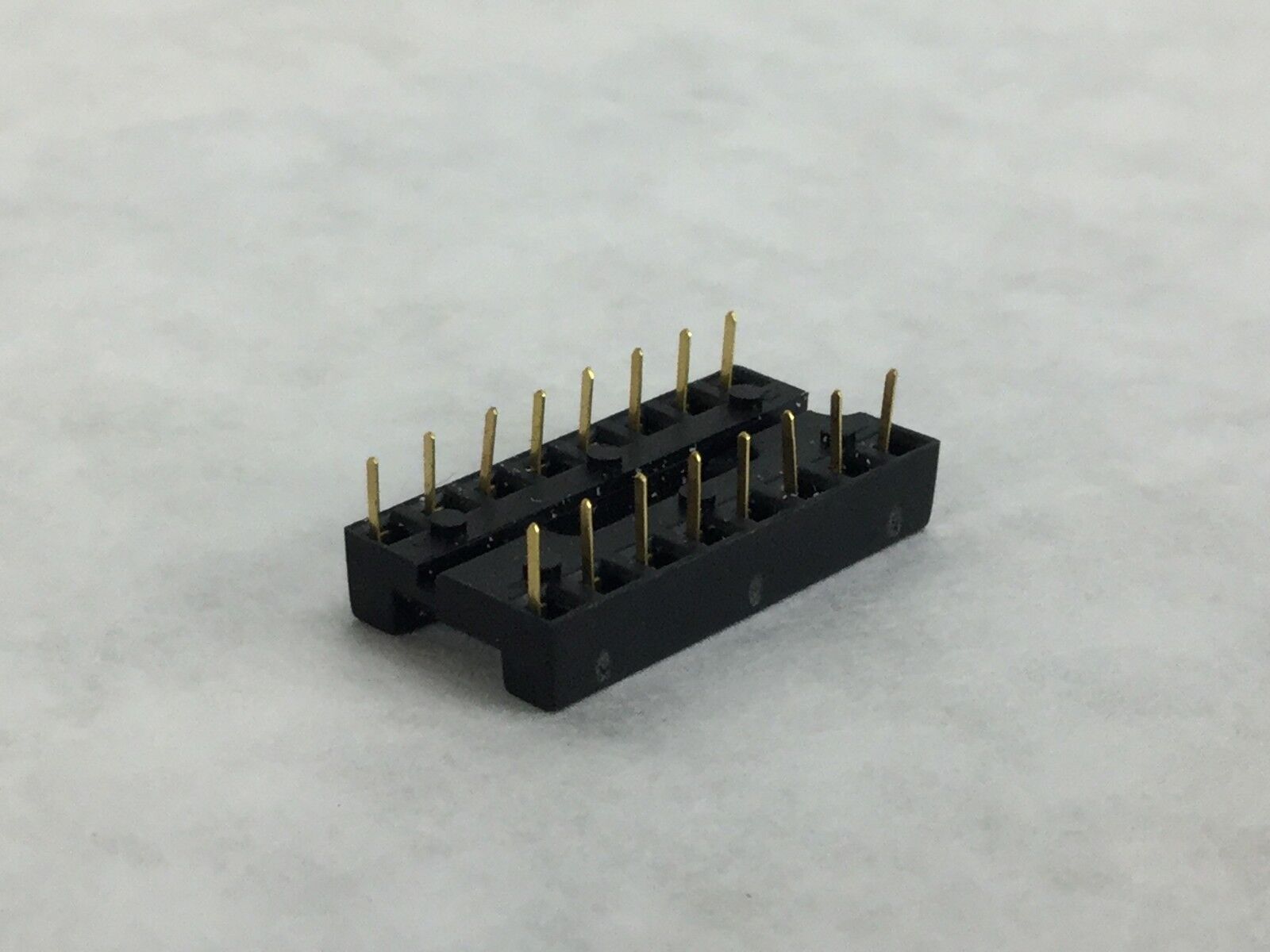Amphenol 821-20011-164 16 Pin (Lot of 20)