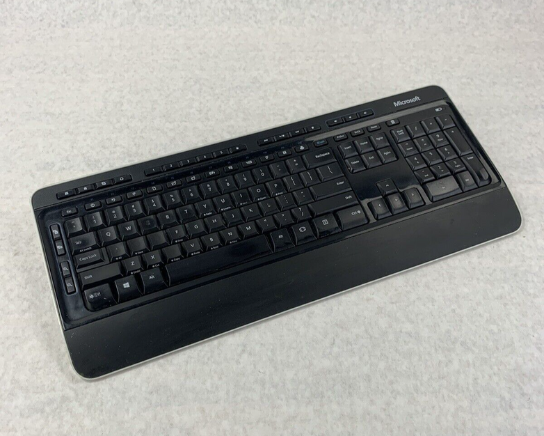 Microsoft Desktop 3050 Wireless Keyboard Model 1729 - No USB Receiver