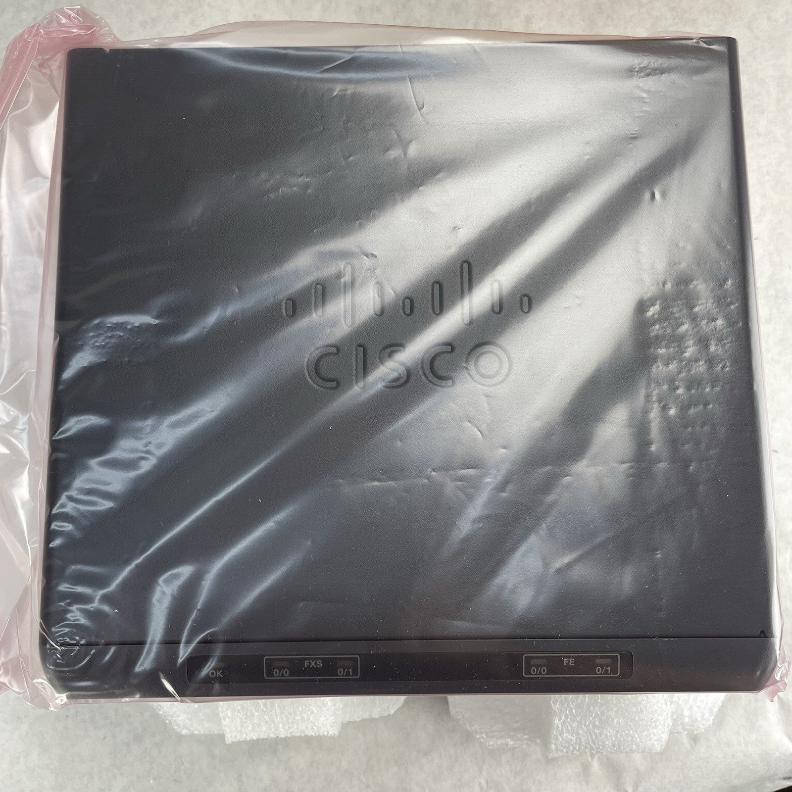 Cisco VG202 Analog Voice Gateway w/power supply & accessories