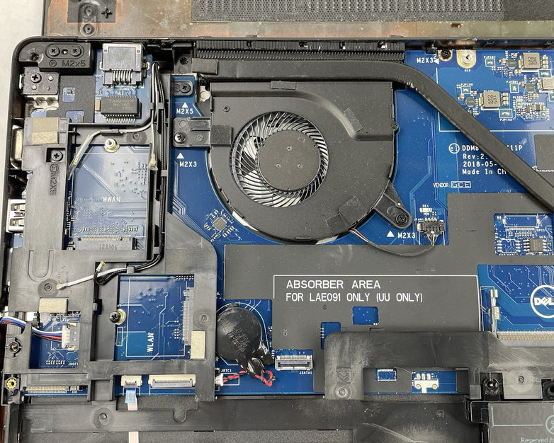 Dell Latitude 5590 15.6" i5-8250U 1.60 GHz 8 GB RAM No SSD/OS/AC - Wifi Card