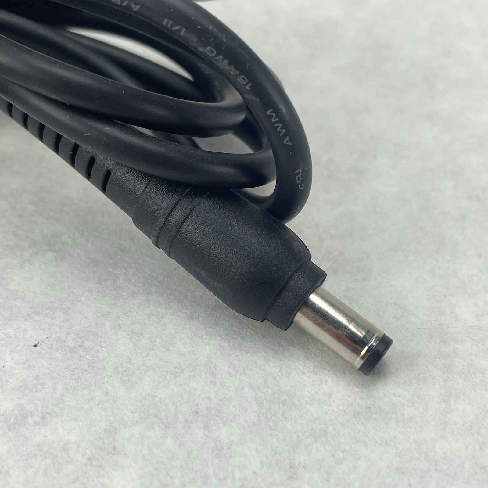 Liteon 20V 6.75A 135W PA-1131-72 5.5mm Tip Original Slim A/C Adapter Lot of 21