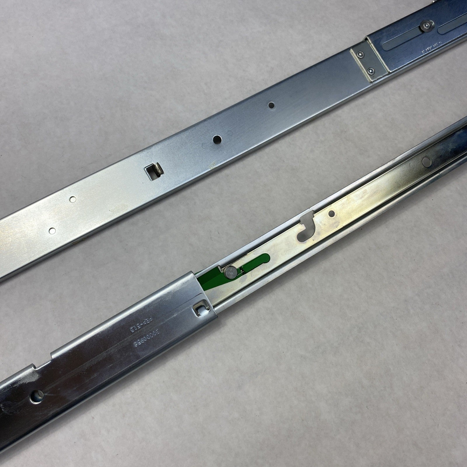 Dell PowerEdge 0Y4973 0Y4974 2U Rail Set12