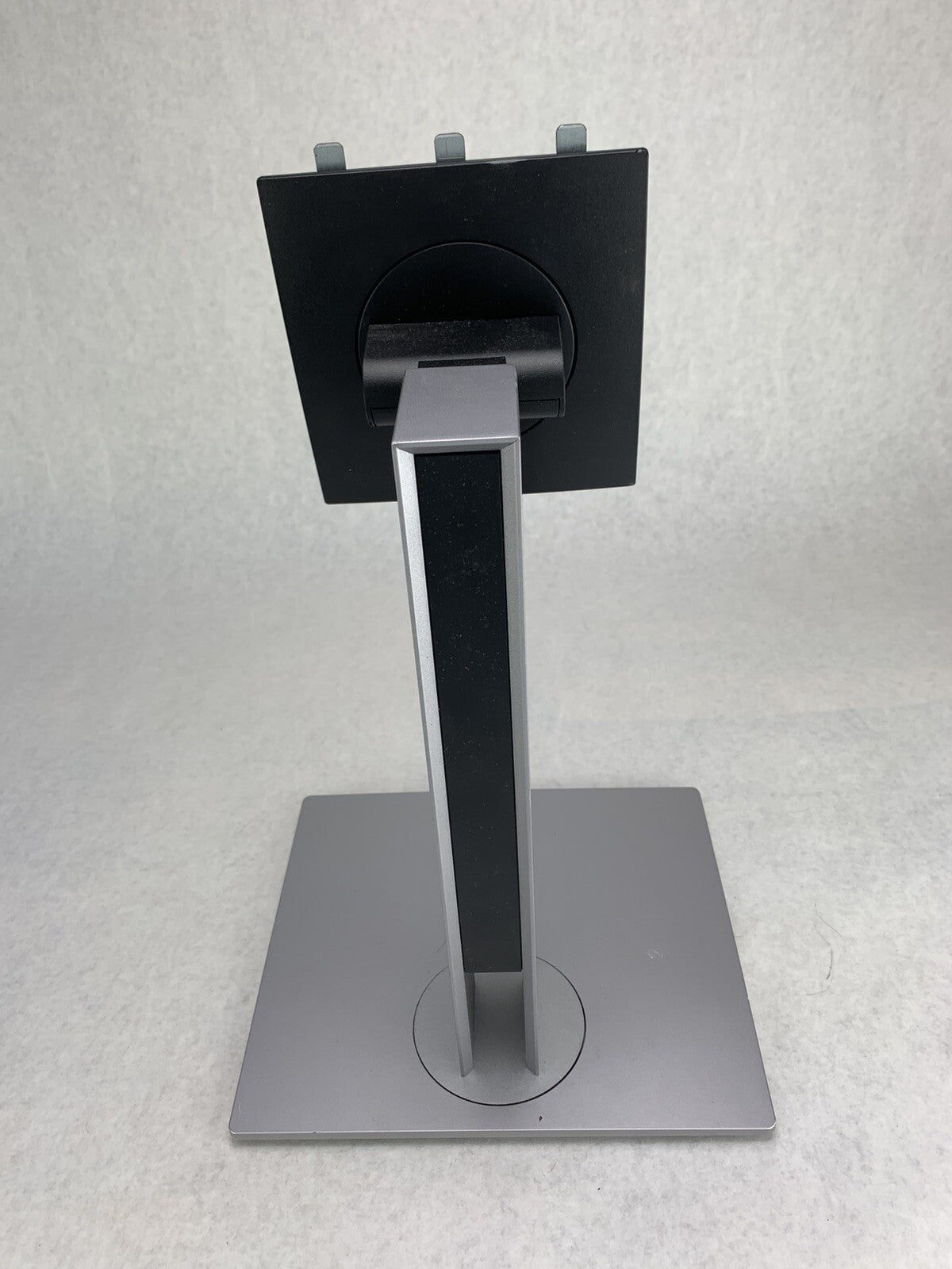 HP E243 Monitor Stand Q37G0779023BRV00FH