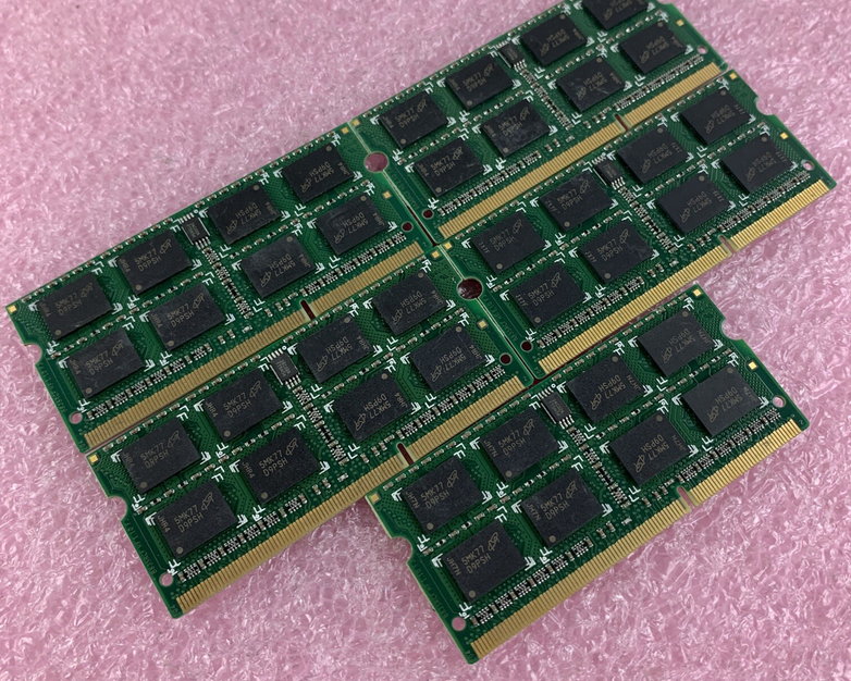 Crucial CT4G3S1067M.M16FKD 4 GB DDR3-1066 PC3-8500S 2Rx8 Laptop Lot of 5x