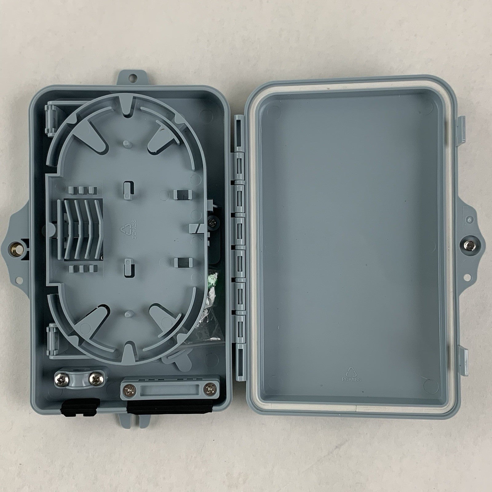 Bud Industries FBR-11606 Fiber-Optic Distribution Box Box Opened 7"x4"5