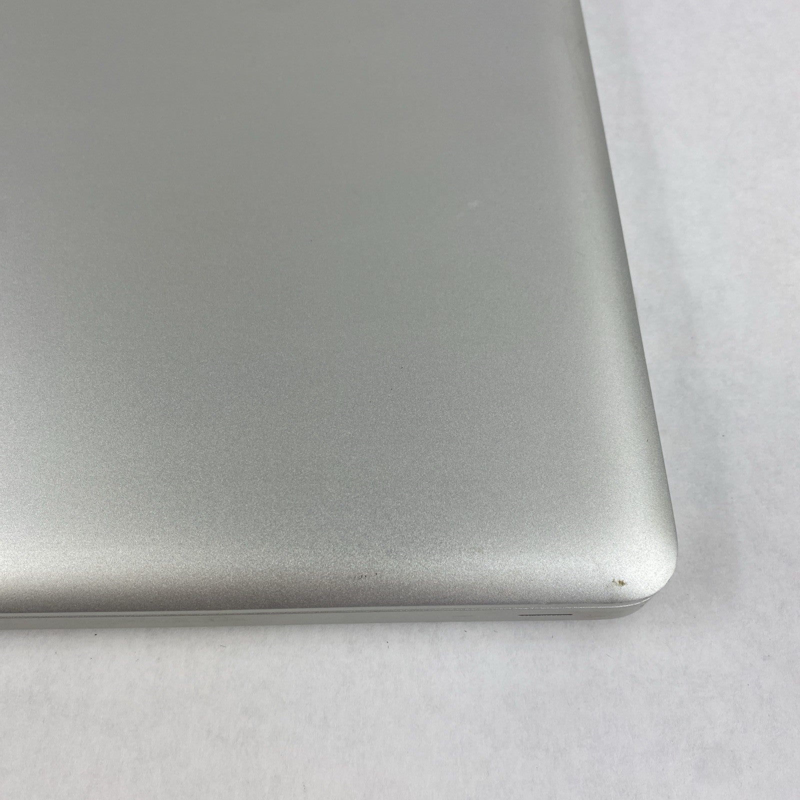 Apple MacBook Pro A1297 2010 17" Core i7 8GB RAM 500GB HDD os10.13.610