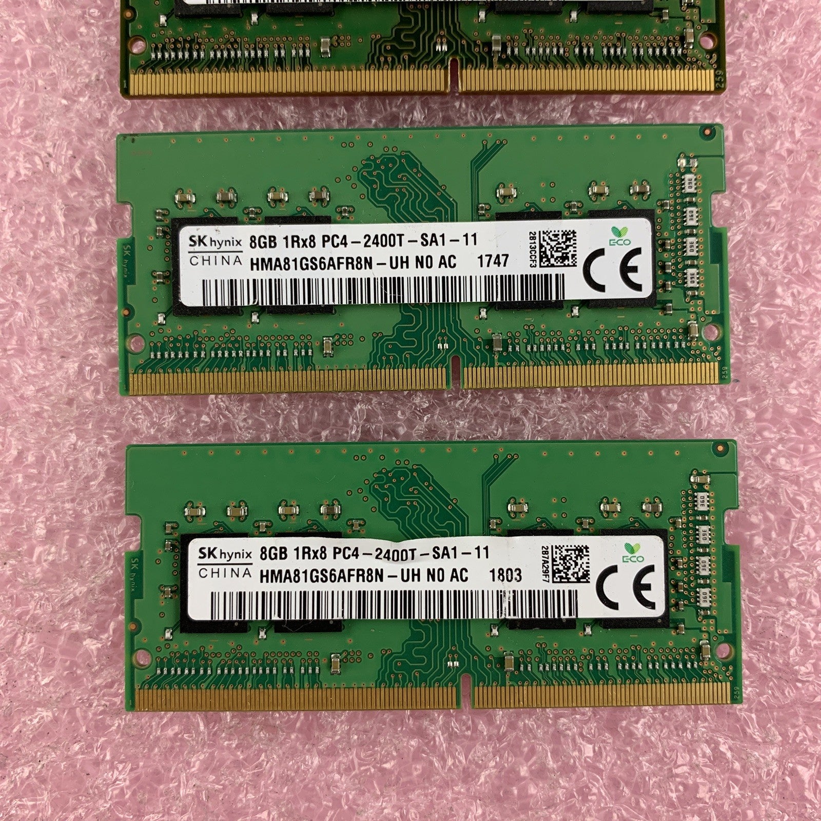 SK Hynix 8 GB HMA81GS6AFR8N-UH PC4 DDR4-2400 Laptop Ram Memory Lot of 4
