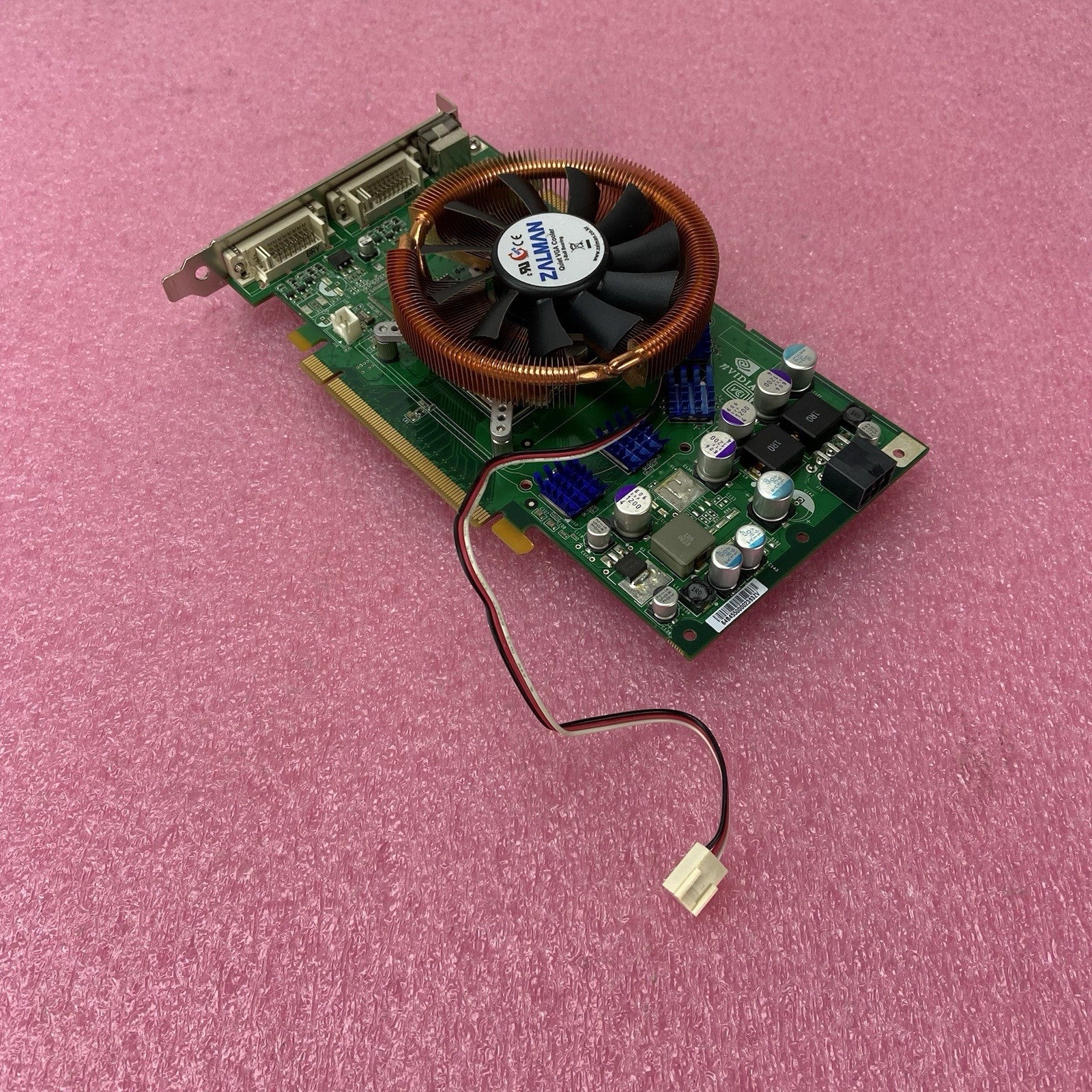 EVGA GeForce 7900GT 256-P2-N563-AX 256MB PCI-E Graphics Card0
