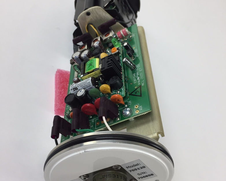 Hitachi VK-S214R Surveillance Camera with WTI-WL6 Lens and 110V AC Power Board