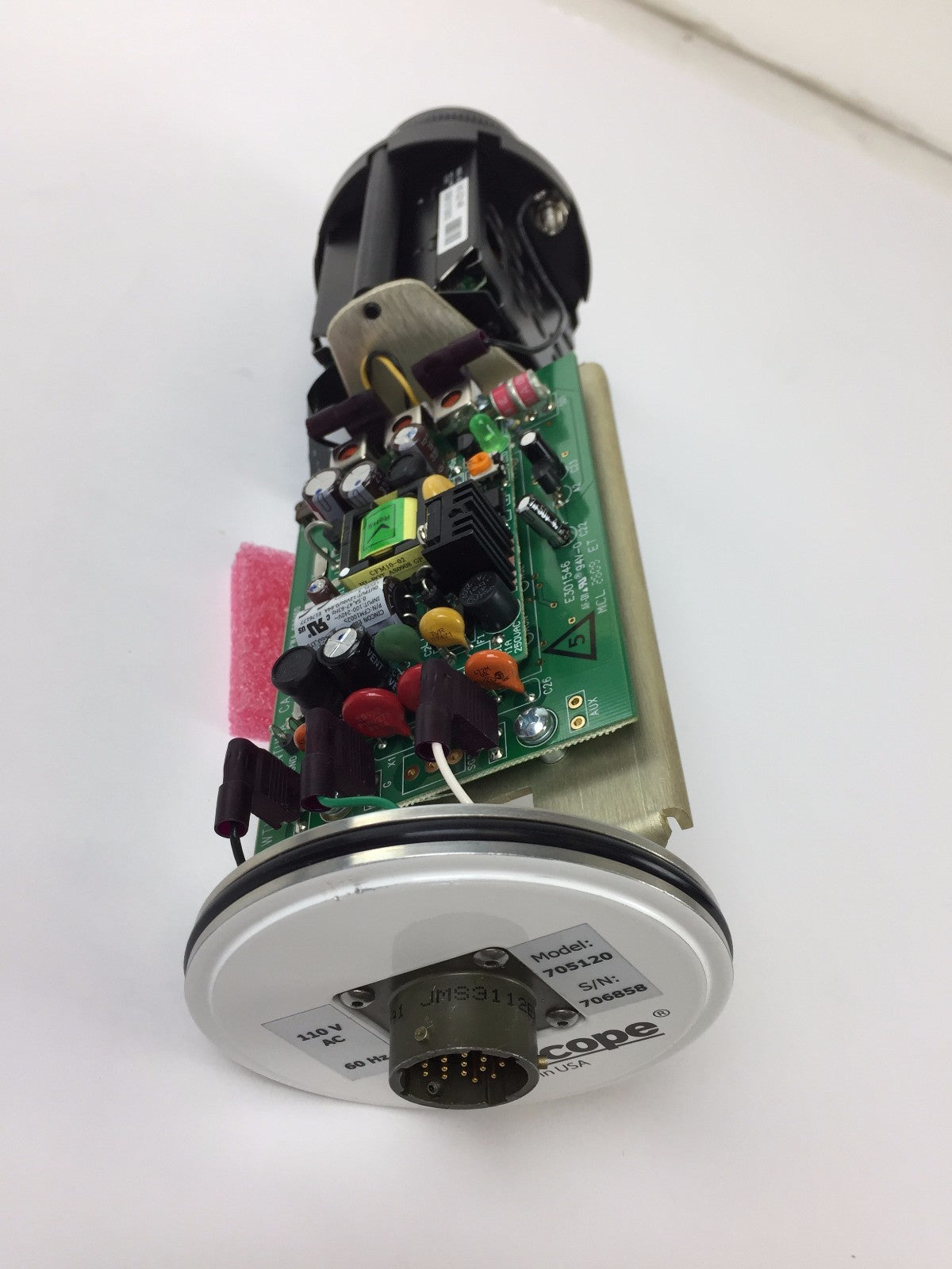 Hitachi VK-S214R Surveillance Camera with WTI-WL6 Lens and 110V AC Power Board