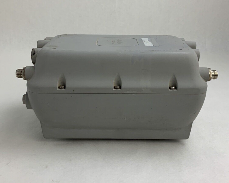 Cisco AIR-AP1572EAC-B-K9 Aironet Outdoor Access Point Missing Screws and Covers