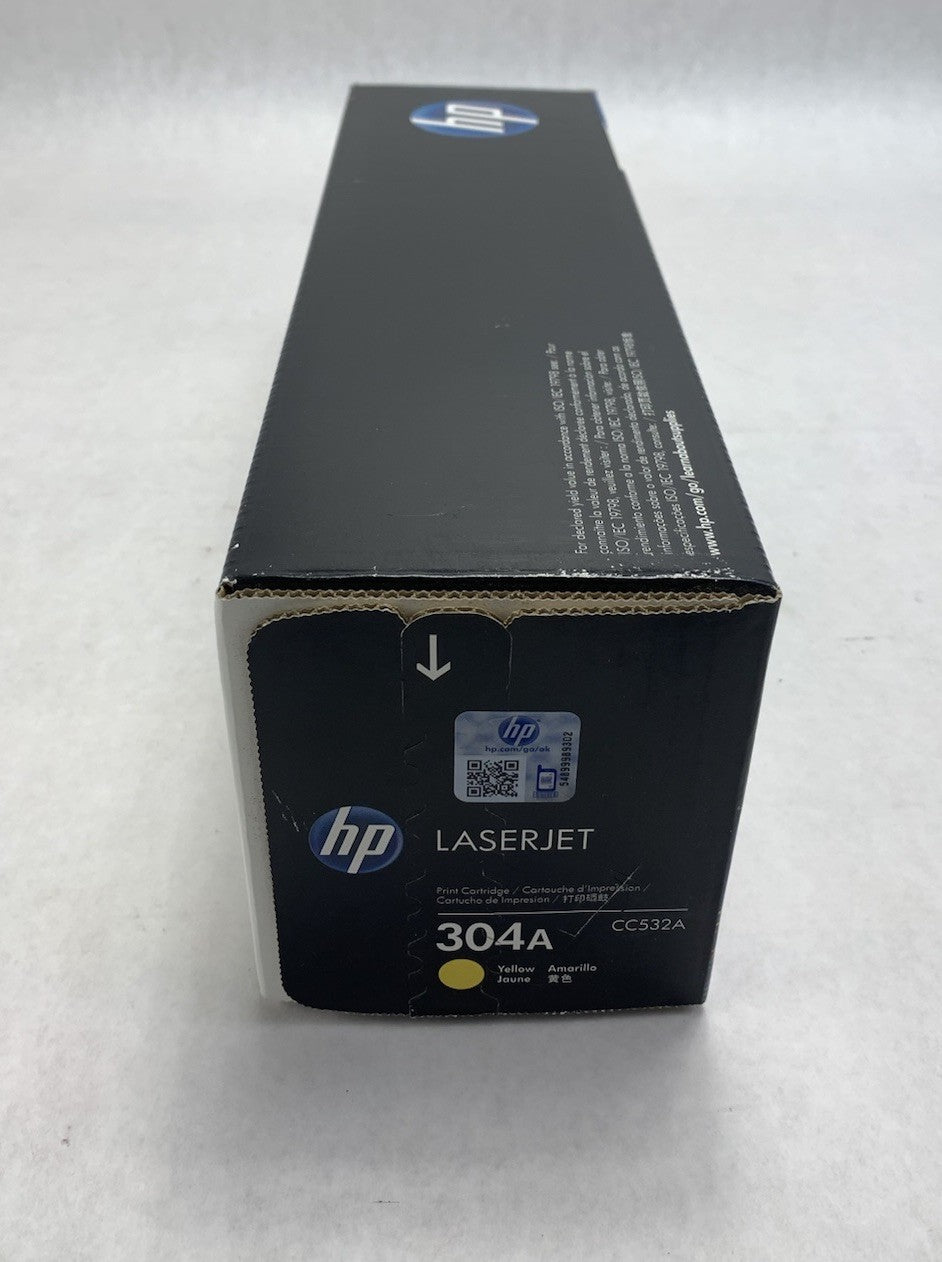 HP Laserjet 304A CC532A Yellow Print Cartridge Exp: June 20156