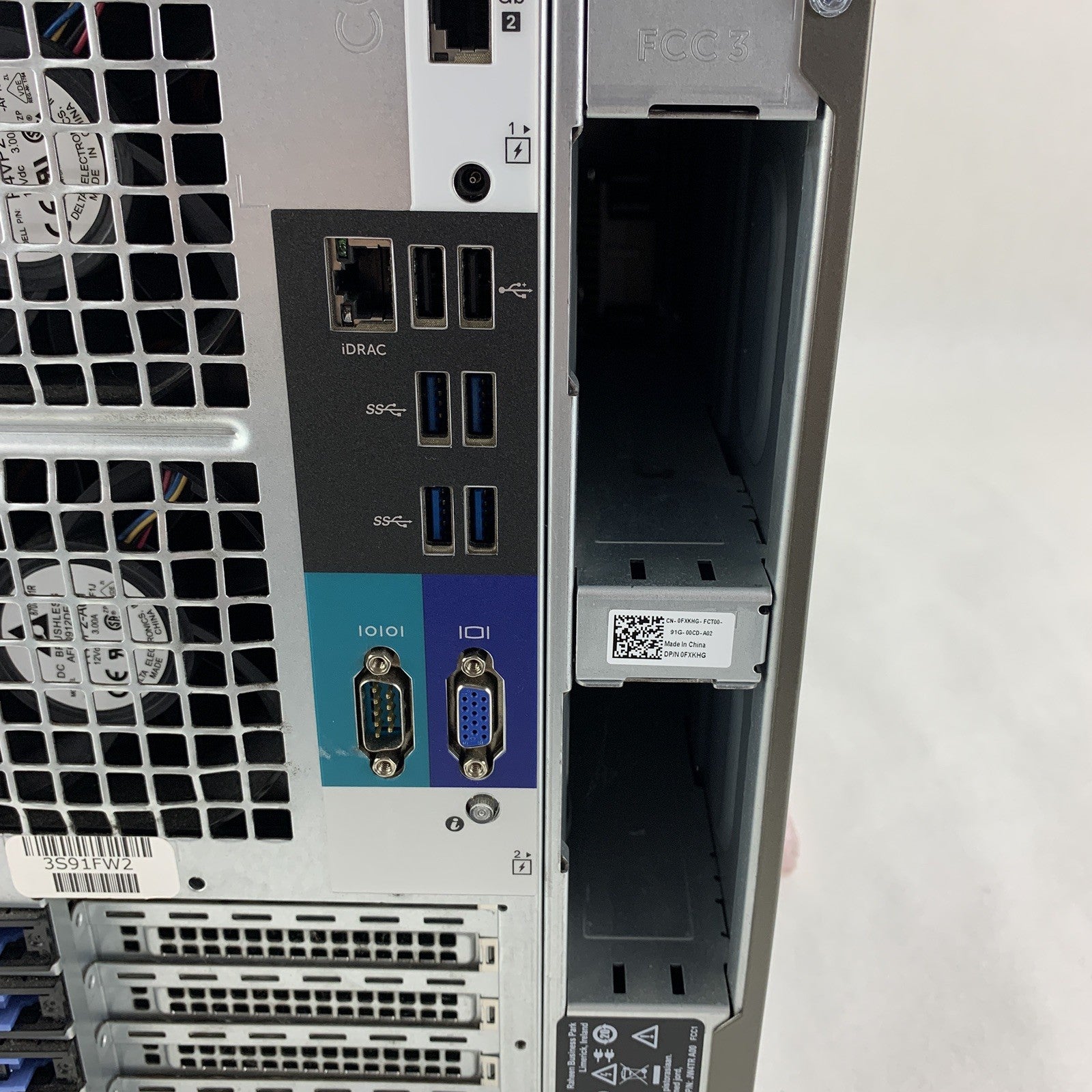 Dell PowerEdge T640 Tower Server 2x  Gold 6125 2.6 GHz  64 GB Ram No OS No HDD