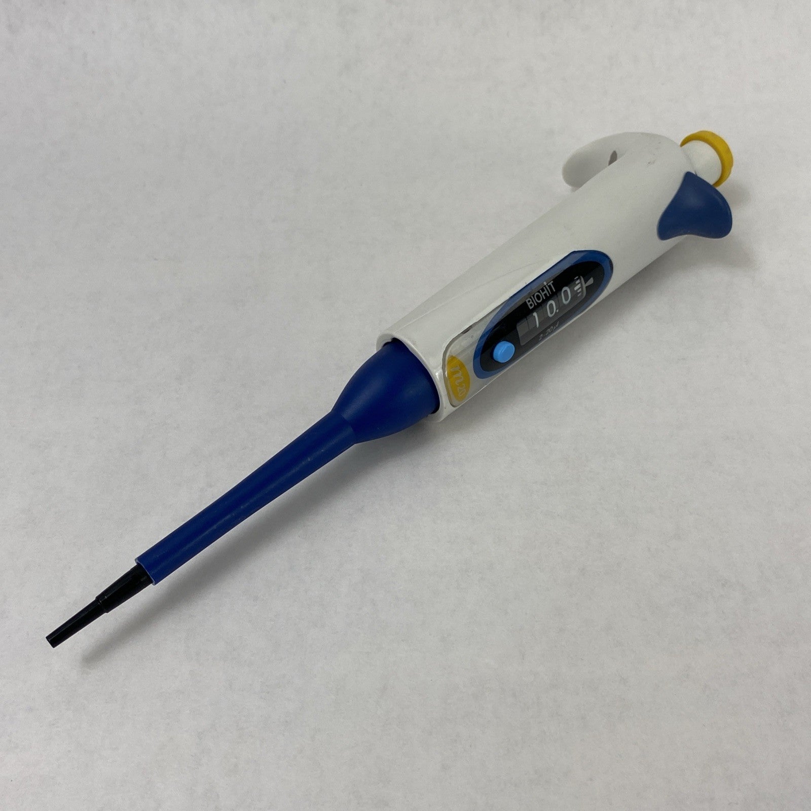 Biohit m20 2-20 µL Single-Channel Handheld Manual Pipette0