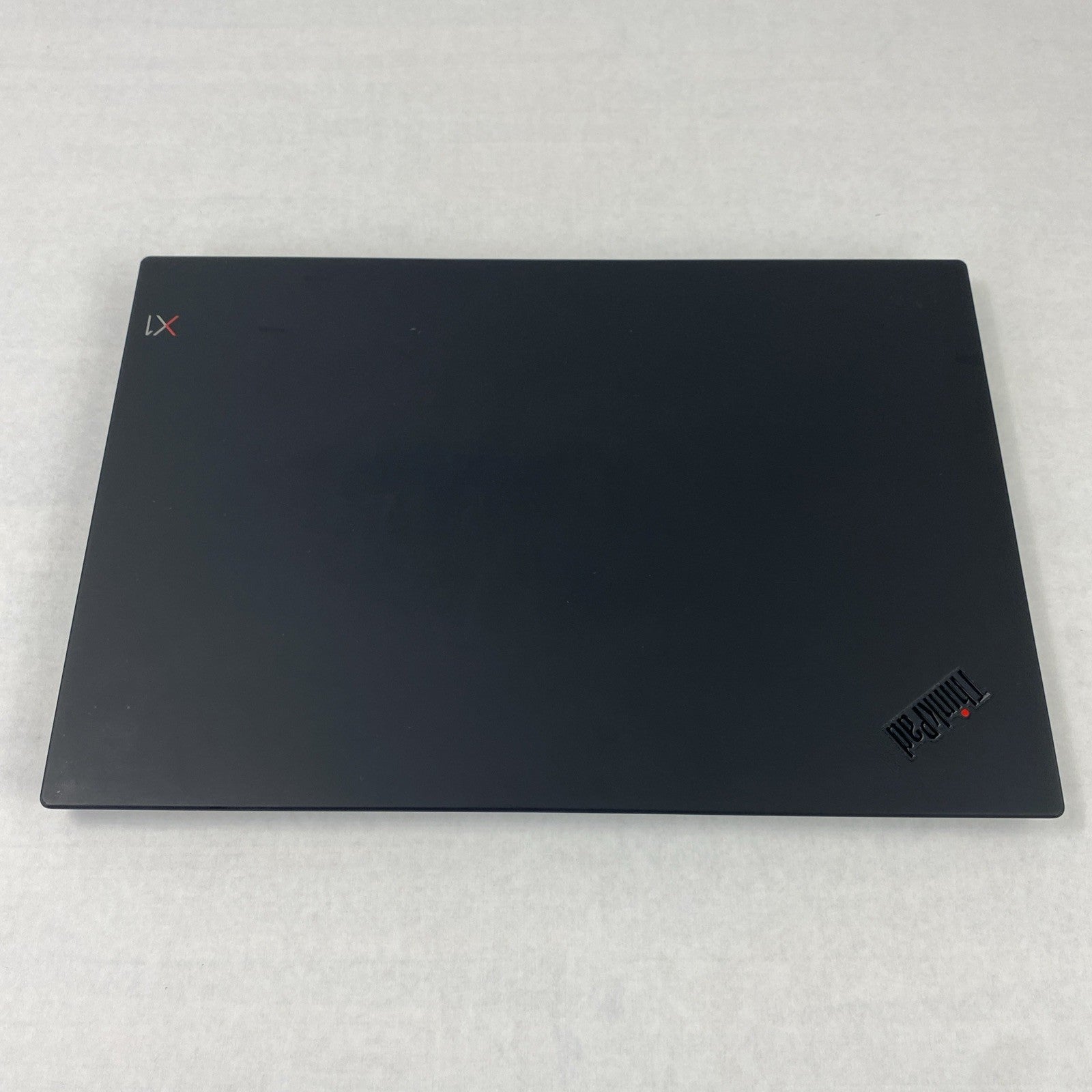 Lenovo ThinkPad X1 Carbon 6th Gen i5-8250U 1.6GHz 8GB RAM 14" No Batt. No HDD/OS