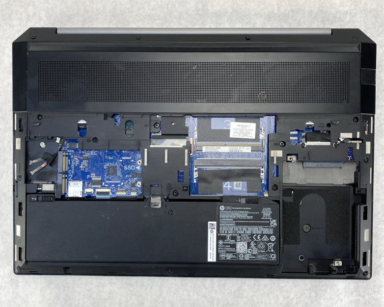 HP ZBook 15 G6 Intel Core i7-9750H 2.60 GHz 16 GB RAM 15.6" No HDD No OS