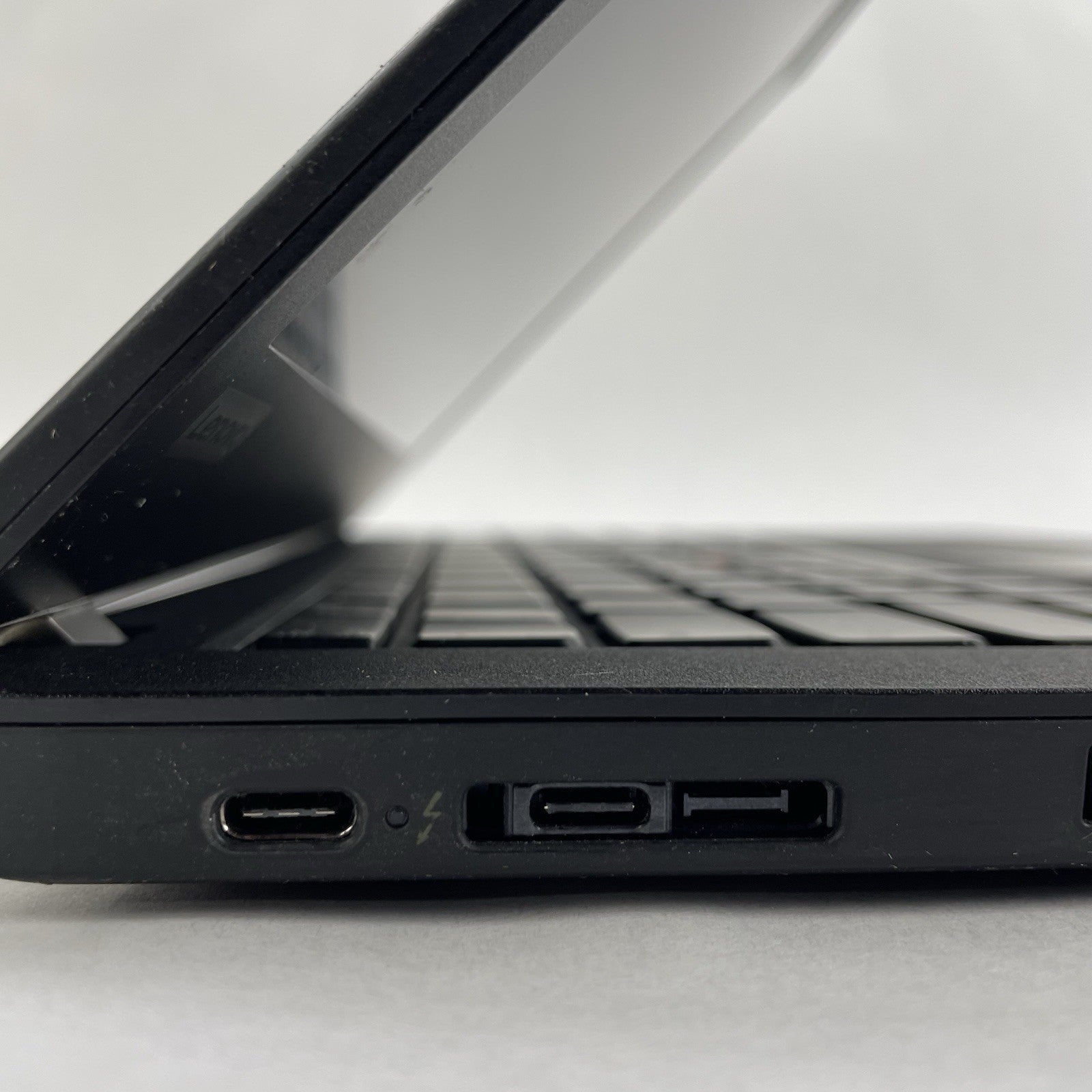 Lenovo ThinkPad T480 14" i5-8350U 1.70 GHz 8 GB RAM No SSD/OS/AC - READ5