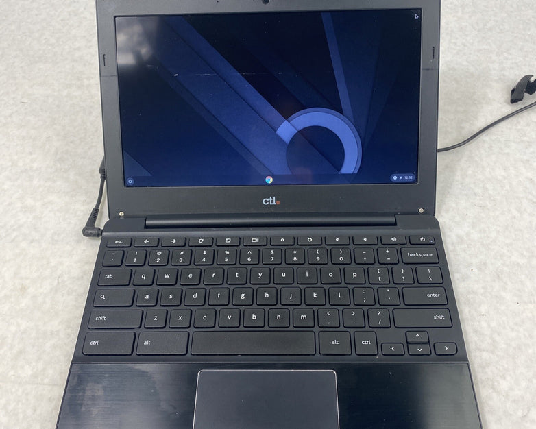 CTL Chromebook J2 11.6” 1.8GHz Rockchip 2GB RAM 16GB SSD 2.5 lbs TESTED Grade B