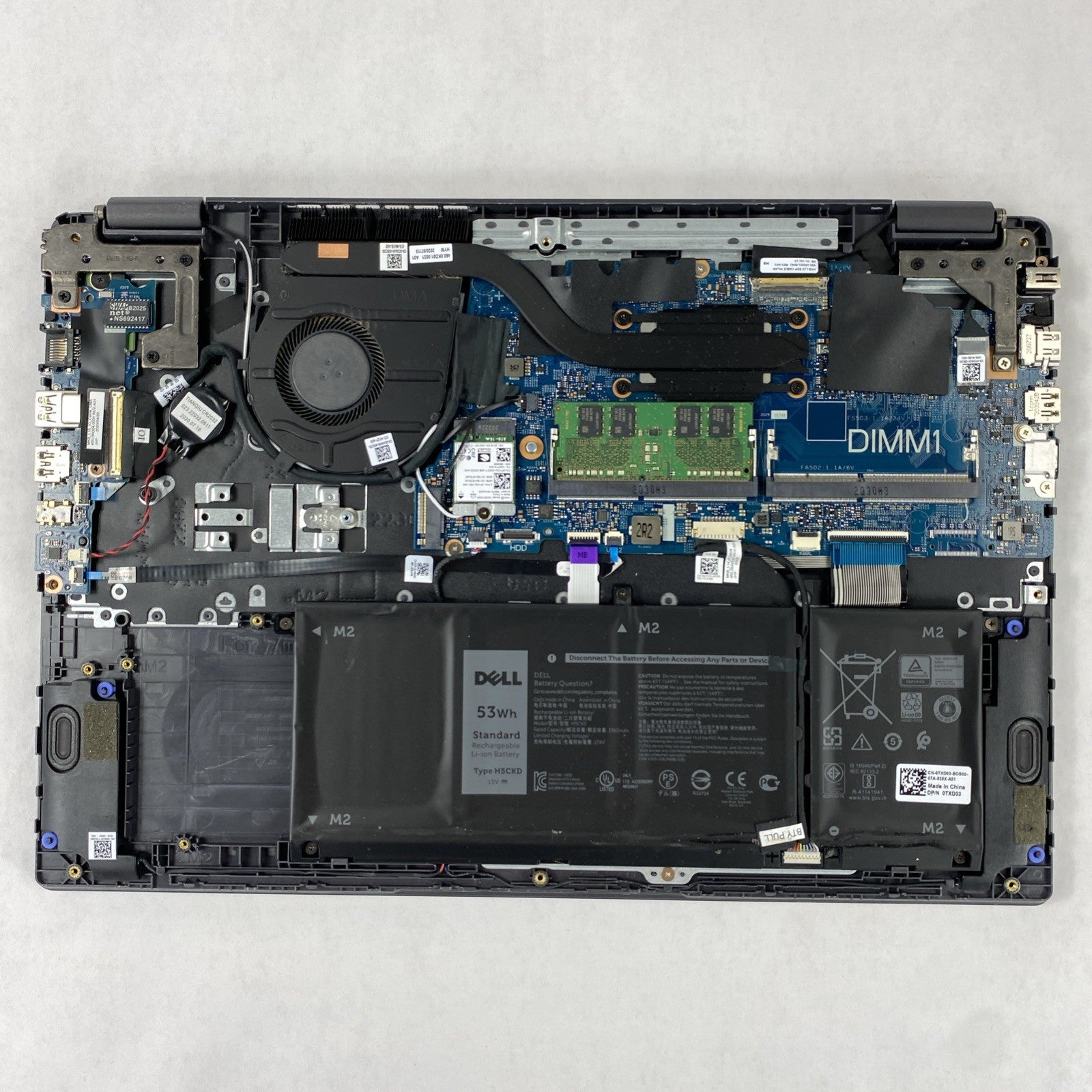 Dell Latitude 3510 Intel Core i5-10210U 1.60 GHz 8GB RAM 15.6" No SSD No OS