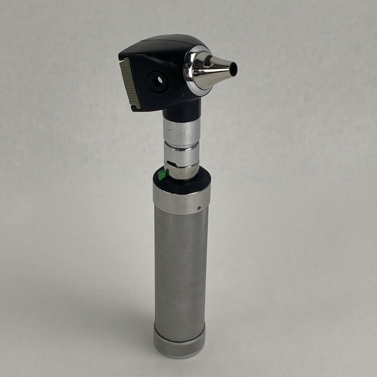 Welch Allyn 71670 3.5V Otoscope - No Battery0
