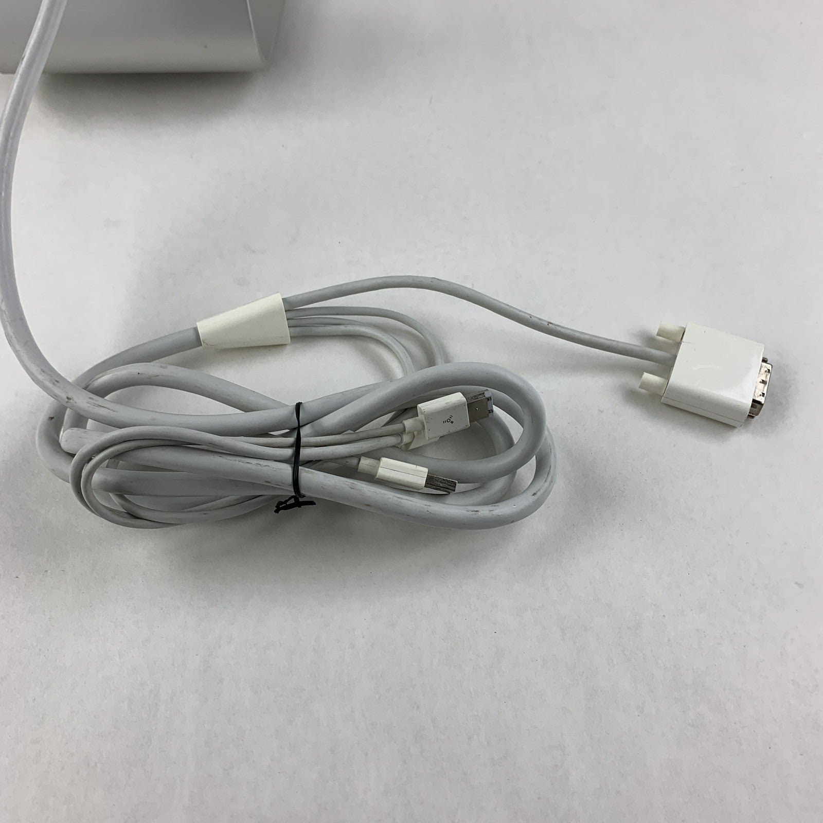 Apple A1081 20 inch Widescreen Cinema Display LCD Monitor Tested No Power Supply