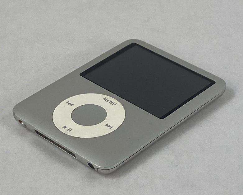 Apple iPod Nano 3rd Gen A1236 8GB Silver v1.1.3