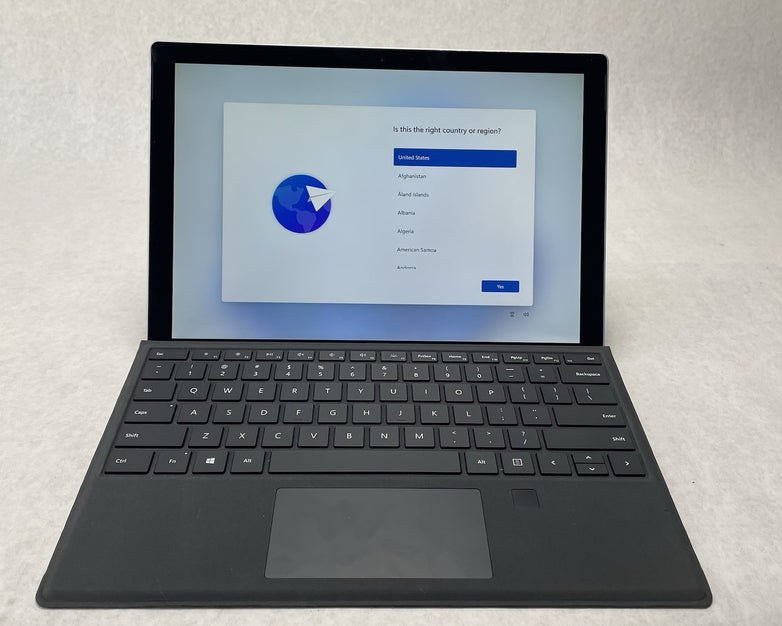 Microsoft Surface Pro i5-7300U 2.60 GHz 8 GB RAM 256GB Windows 11