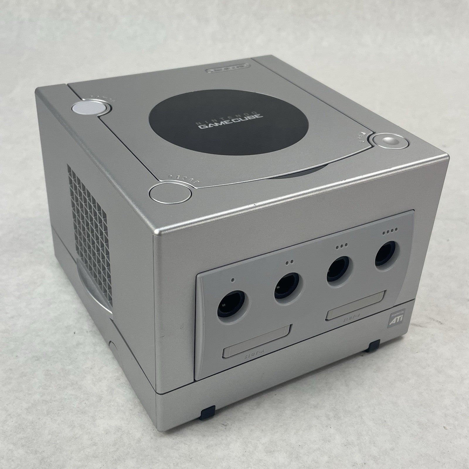 Nintendo GameCube Platinum Silver DOL-101 (USA) Console Only Tested Working0