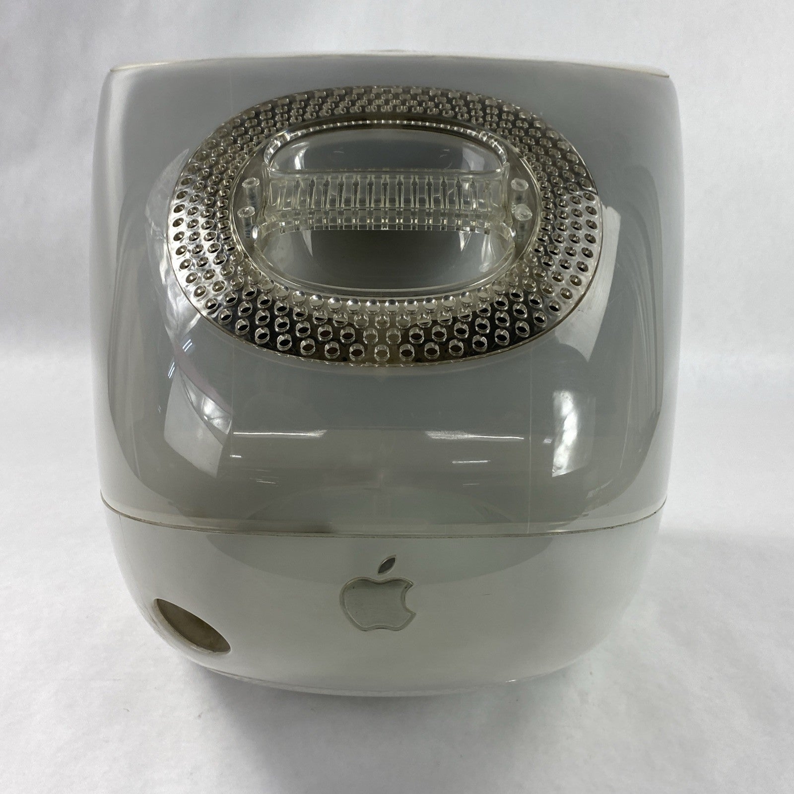 Apple M5521 iMac G3 DV SE Snow 2000 PowerPC 750 (G3) 500MHz 128 MB RAM No HDD/OS10