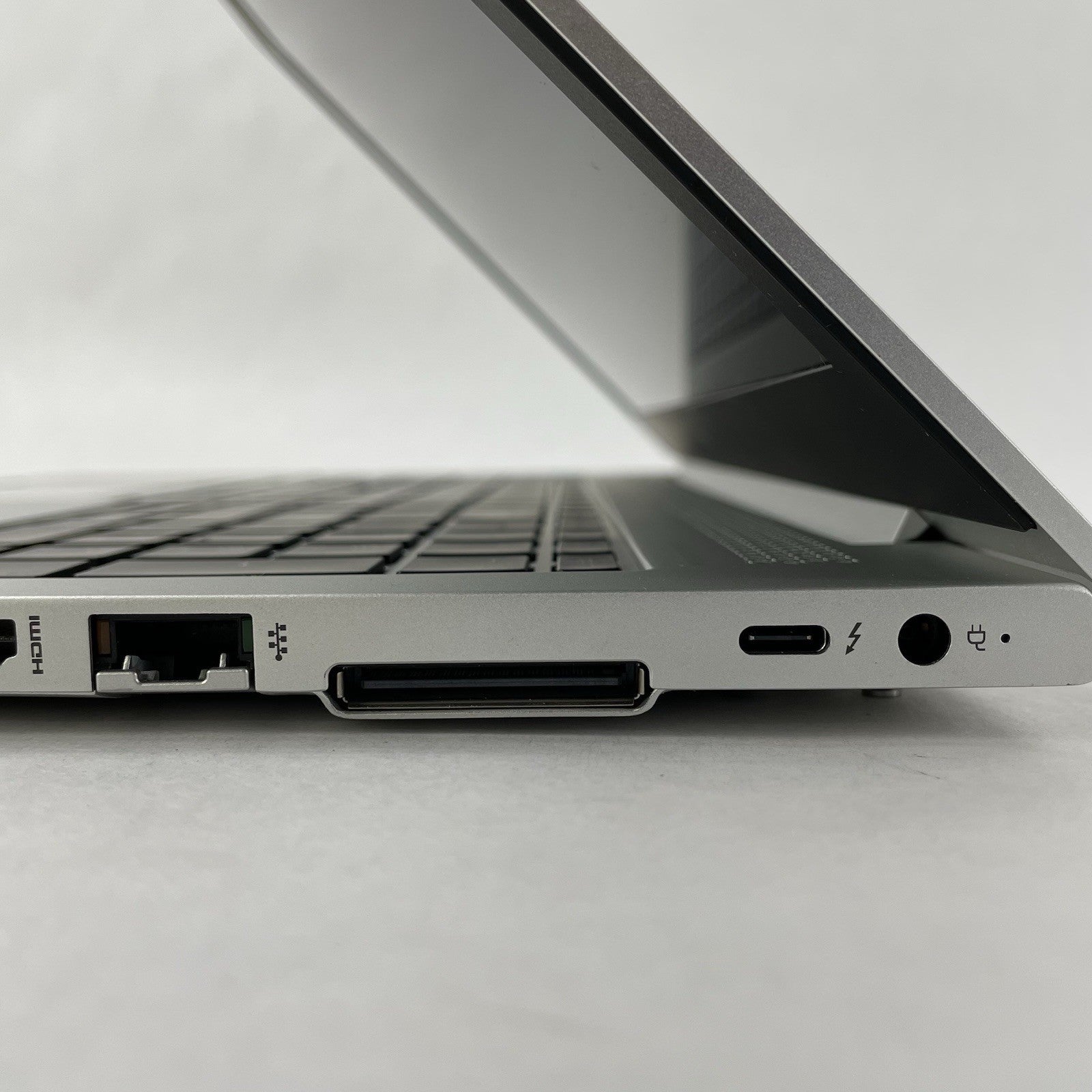 HP EliteBook 850 G5 15.6" i5-7200U 2.50 GHz 8 GB RAM No SSD/OS/AC6
