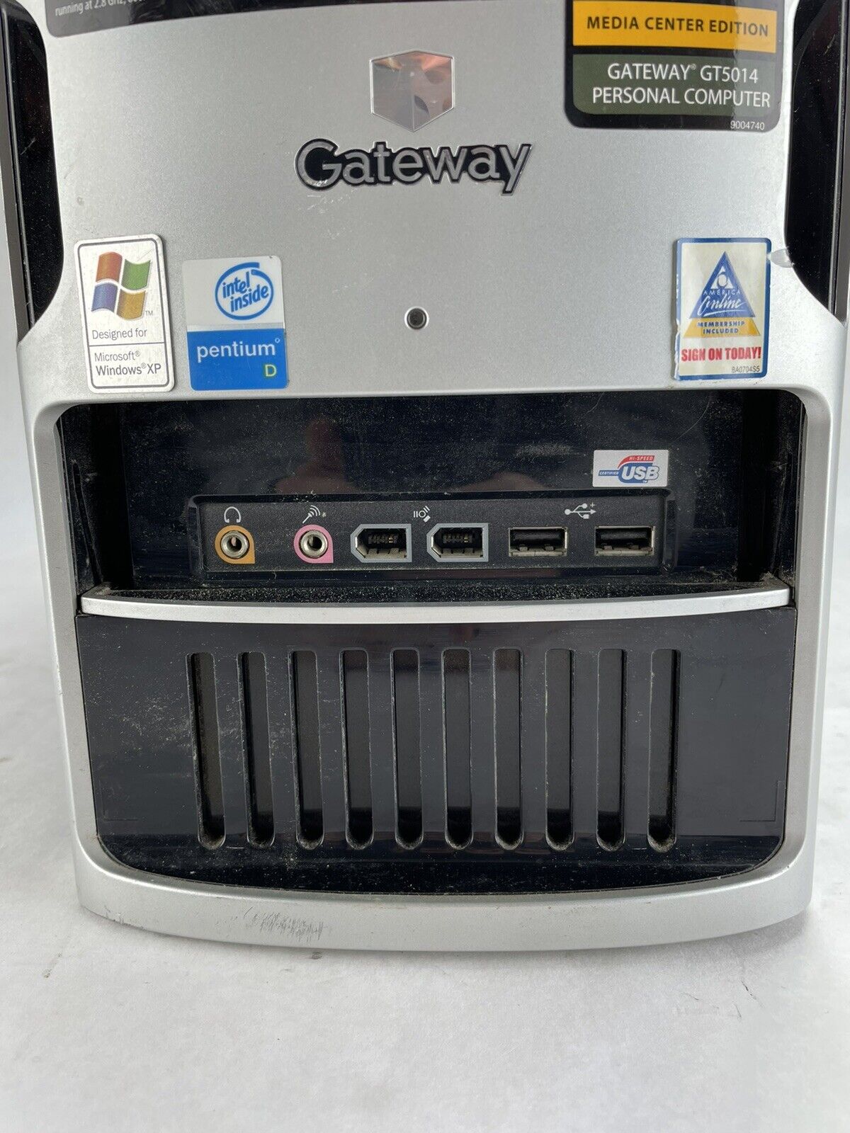 Gateway GT5014 MT Intel Pentium 4 820 2.8GHz 1.5GB RAM No HDD No OS