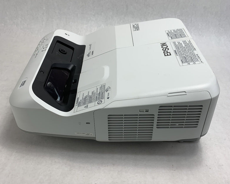 Epson PowerLite 695Wi H740A LCD Lamp Projector 212 Lamp Hours - No Remote
