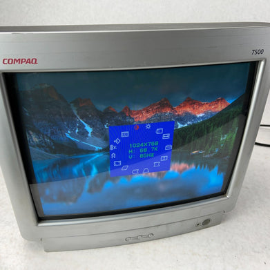 HP Compaq CV7500 17" Color Monitor 262243-339 1024x768 @85Hz NO STAND