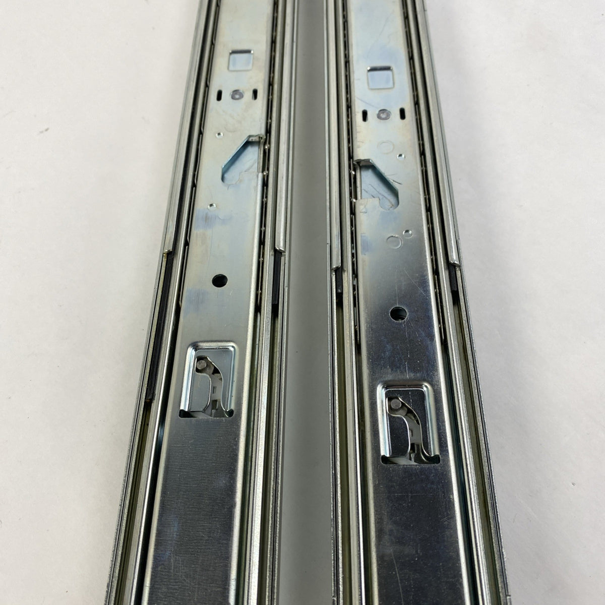 Dell 00D3963 1U Left and Right Sliding Server Rails10
