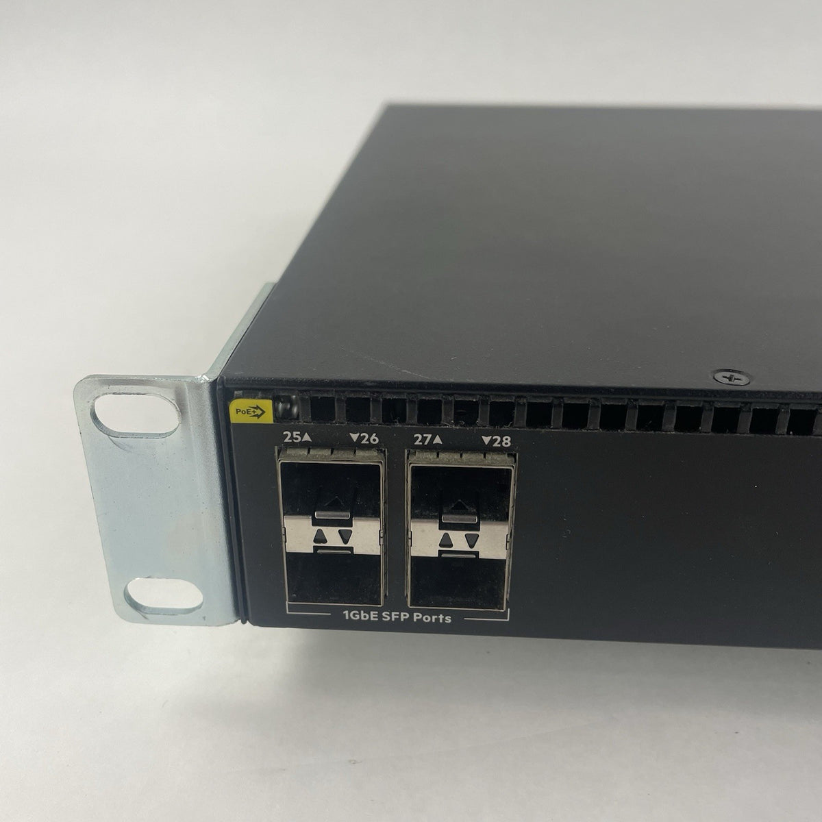 HP JL261A 2930F 24G POE+ 4SP - Tested3