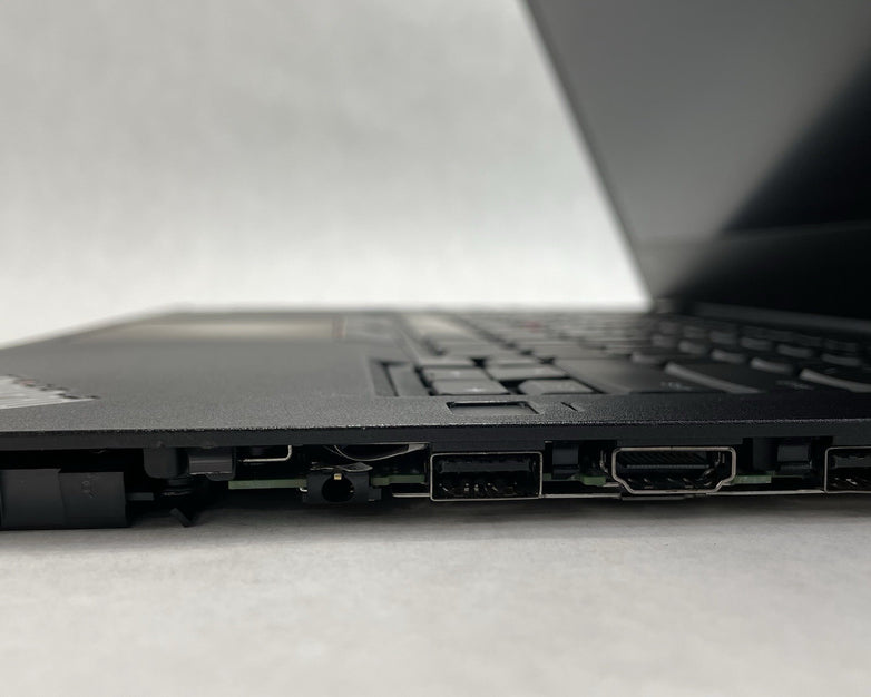 Lenovo ThinkPad T480 14" i5-8350U 1.70 GHz 8 GB RAM No SSD/OS/AC/Batt- No Bottom