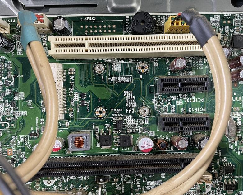 HP Pavilion P6605F MT Pentium Dual-Core E5500 2.80 GHz 4 GB No HDD/OS