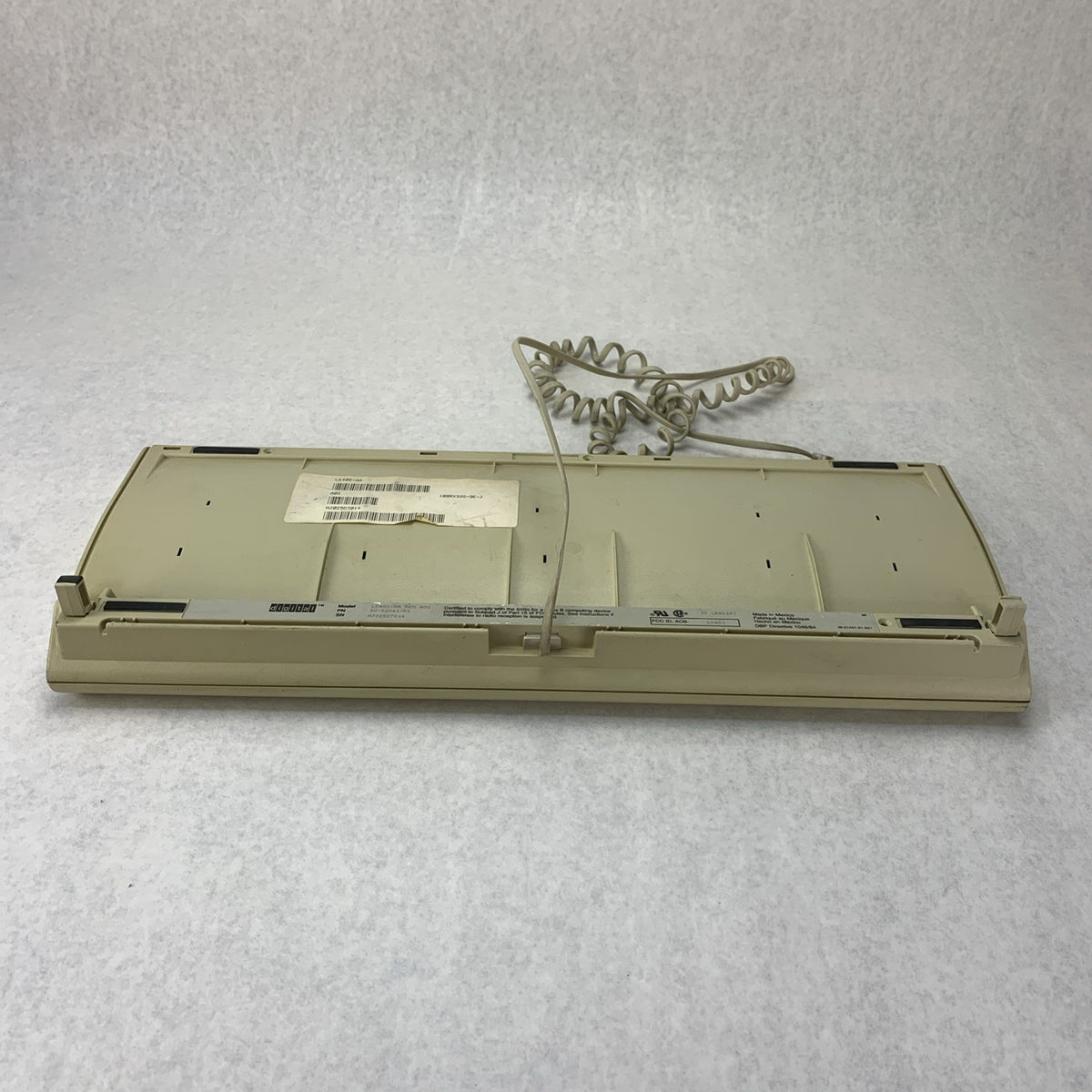 Digital LK402-AA A02 Word Processing and Mainframe Terminal Keyboard 30-32041-016