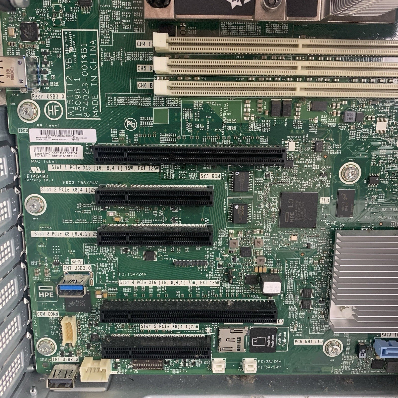 HP ML110 Gen10 8xSFF Server 1x Bronze 3104 1.7 GHz 24 GB Ram No HDD No OS14