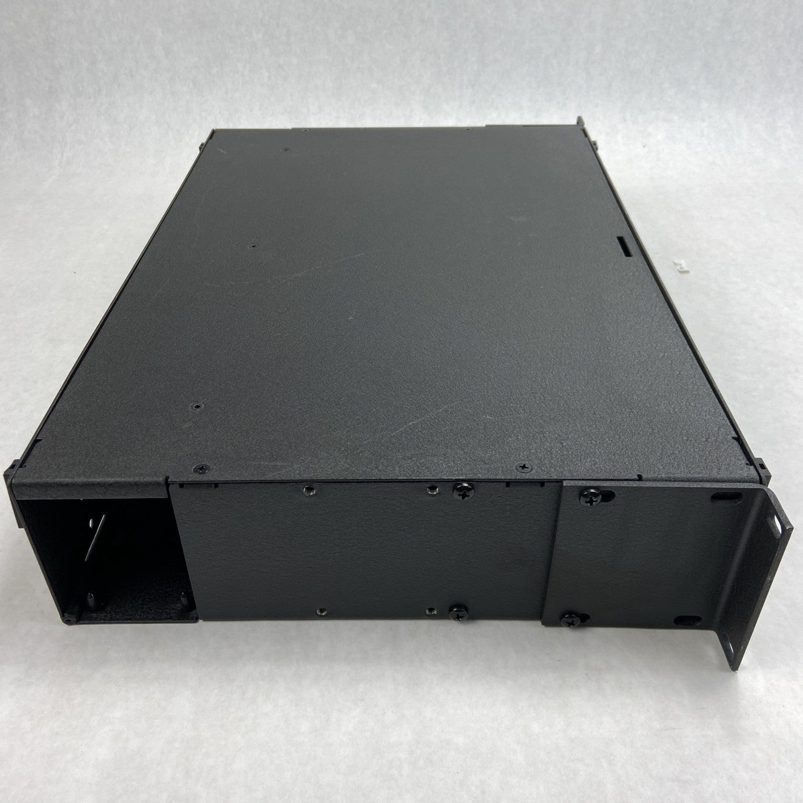 Corning Lanscape CCH-02U 2 Rack Unit Closet Connector Housing