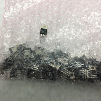 NOS  Motorola LM340T-24   Lot of 44