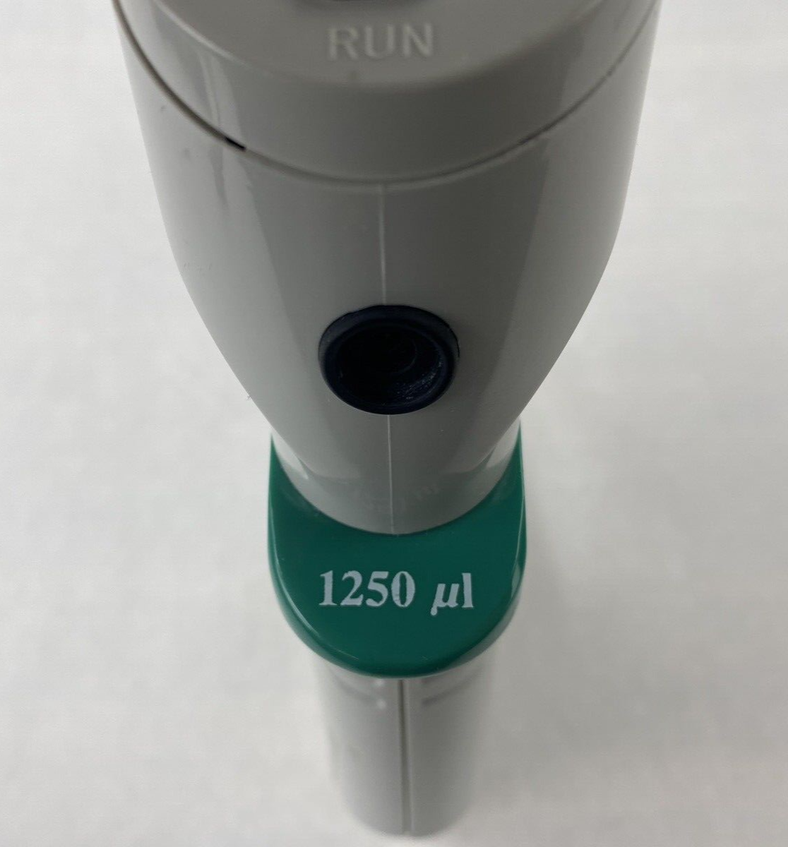 Lot of 4 Thermo Scientific Matrix 1250 uL 8-Channel Electronic Pipette