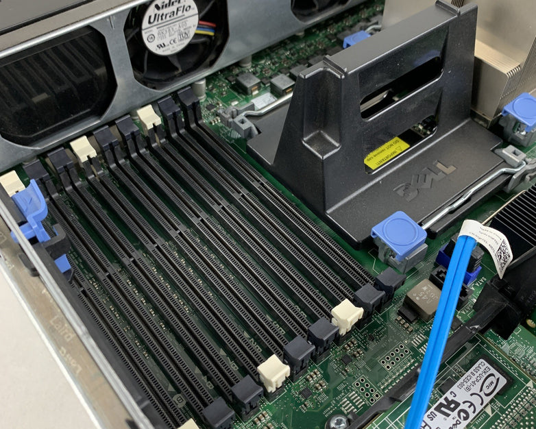 Dell PowerEdge R710 x1 Intel Xeon E5504 2.00 GHz 24 GB RAM No HDD No OS No CD
