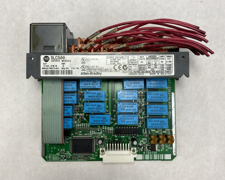 Allen-Bradley SLC500 Output Module 1746-OW16 Ser. D - Missing Cover And Untested