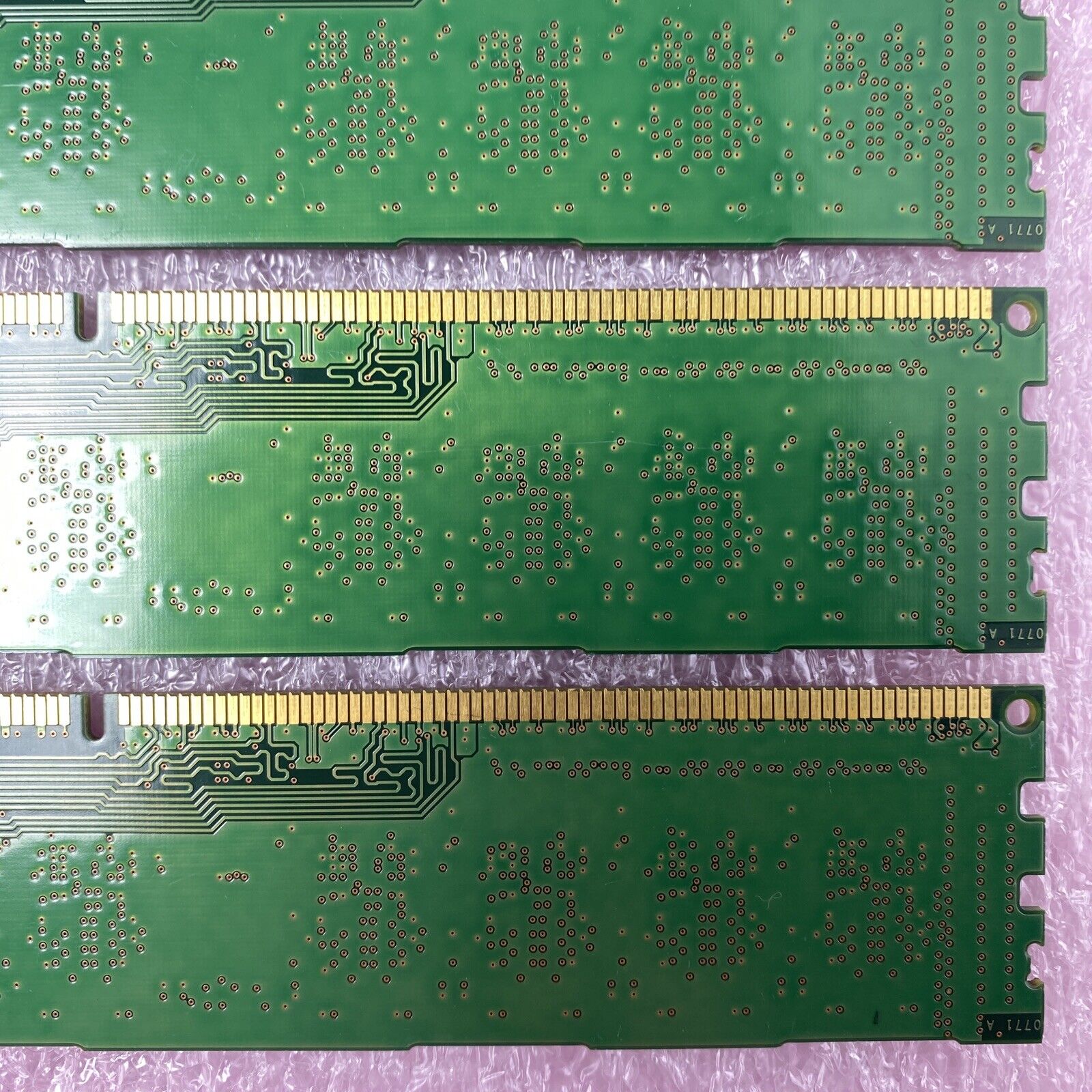 Lot( 4 ) 1GB Micron MT8JTF12864AZ-1G1F1 DDR3 1Rx8 PC3-8500U-7-10-A0 non-ECC RAM