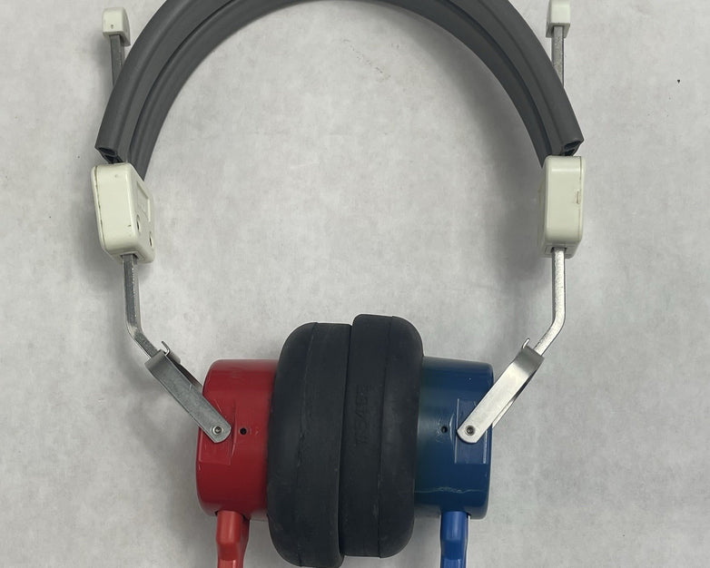 Beltone Model 110 Audiometer w/ Headphones