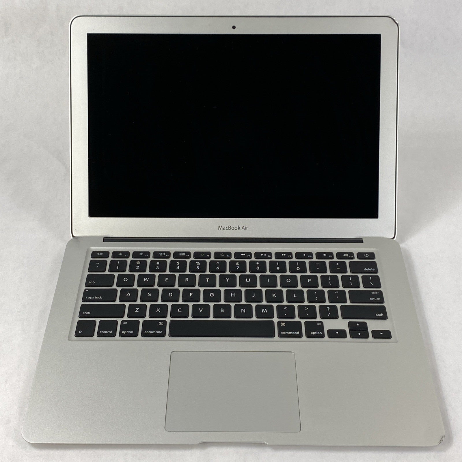 Apple MacBook Air A1369 2011 13" 1.7GHz i5 4GB RAM 250GB SSD os10.13.6 109Cycles4