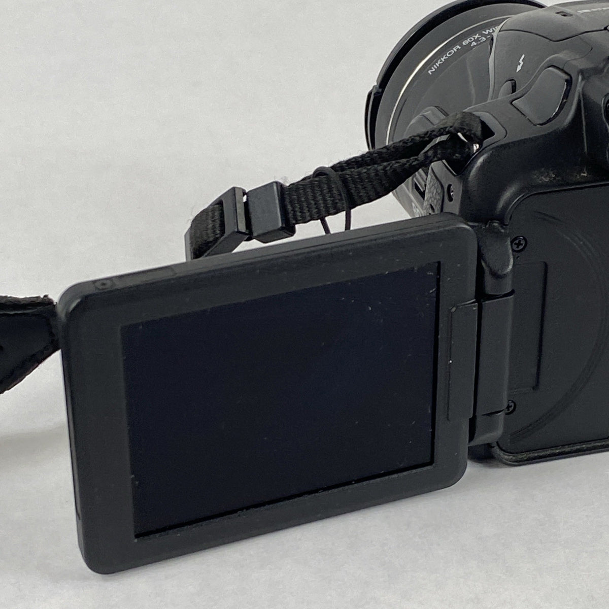 Nikon Coolpix P610 Digital Camera Black w/ Battery - READ9
